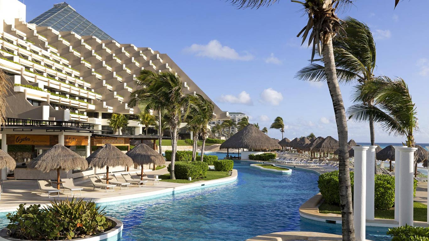 Navigating Paradise: A Comprehensive Guide To Cancun’s Hotel And Resort 